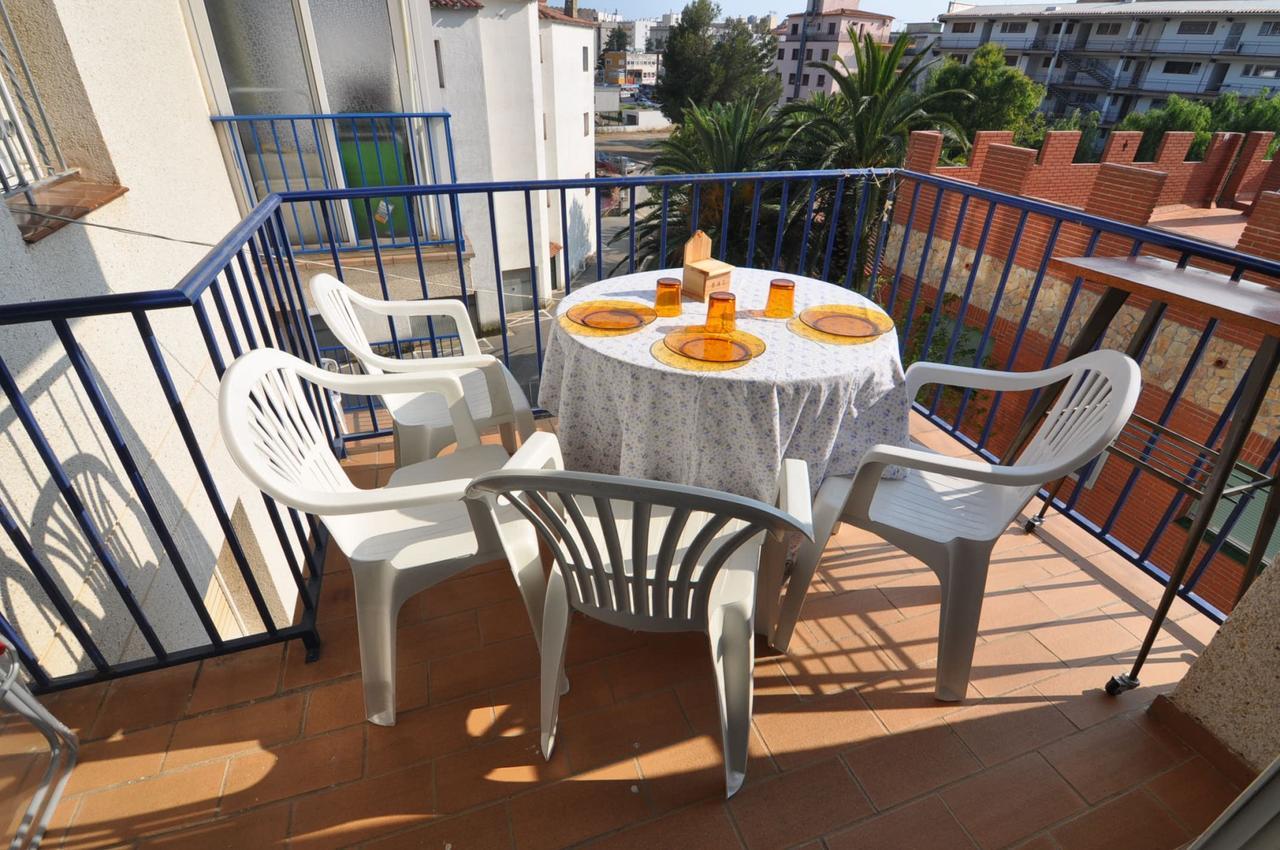 RNET - Sol y Playa Roses Apartment Bagian luar foto