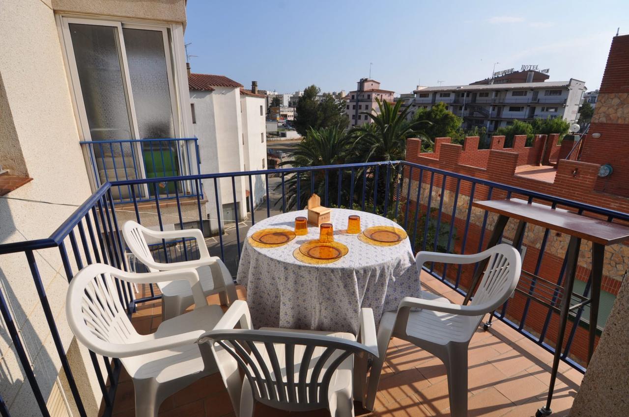 RNET - Sol y Playa Roses Apartment Bagian luar foto